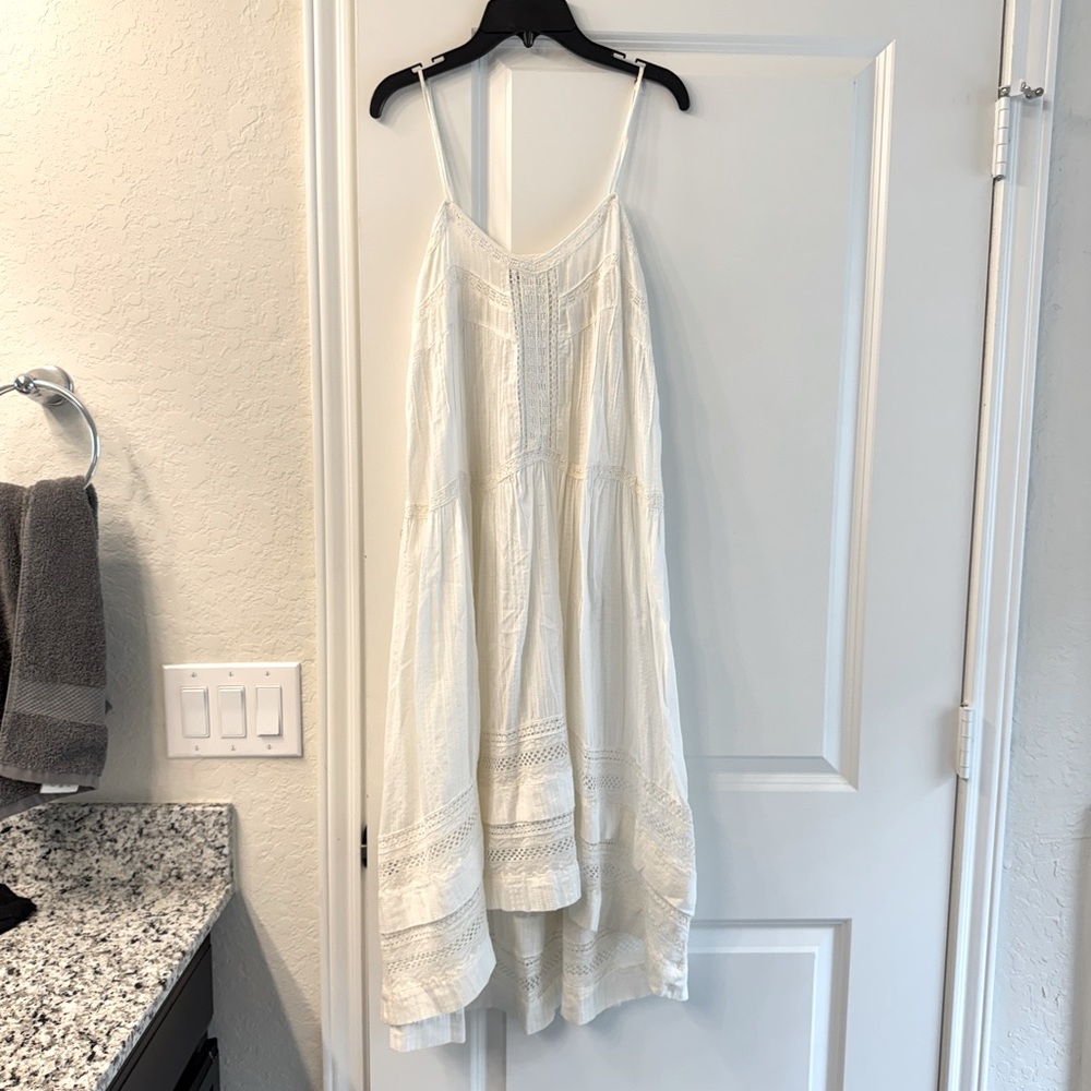 White High-Low Spaghetti Strap Dress - Women